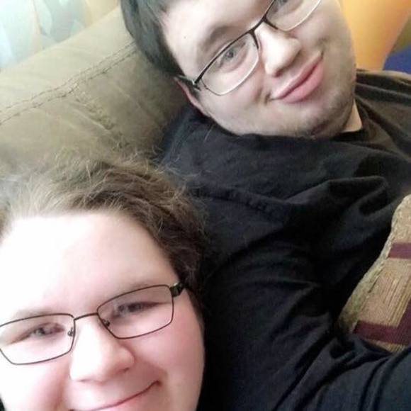 Meet your Posher, Cassidy - Picture 1 of 1